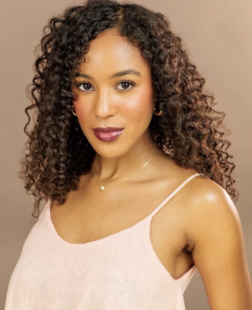 Ashley  Hollis