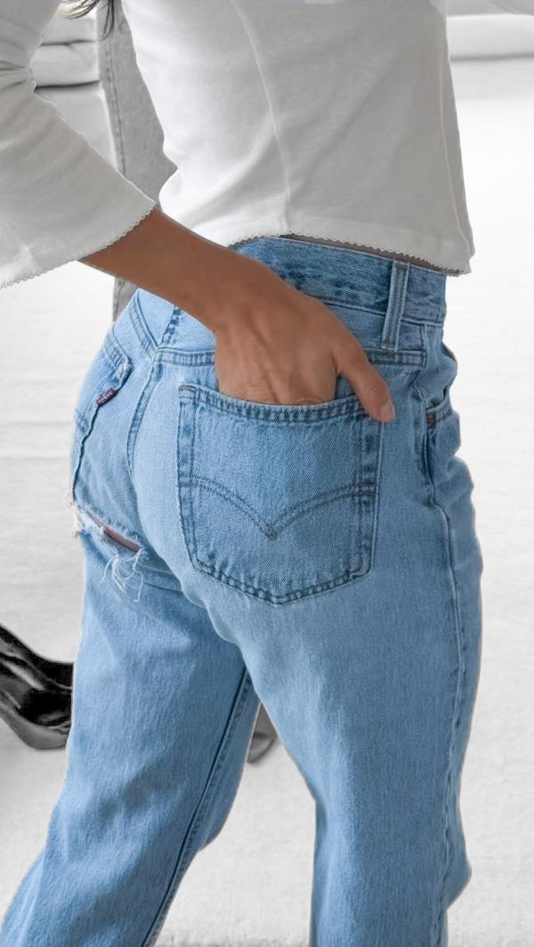 The perfect pairing 🤎 Our girl Isabela teamed up with @tecovas to style their denim + iconic boots, and we’re obsessed with how it all came together 🌾