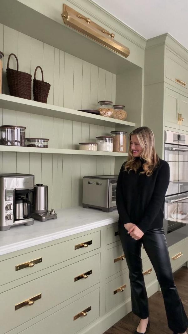 Gail partnered with @lotuscookingofficial to make the cold days a little warmer and sweeter! Nothing like a hot cup of coffee, tea, or hot chocolate this winter